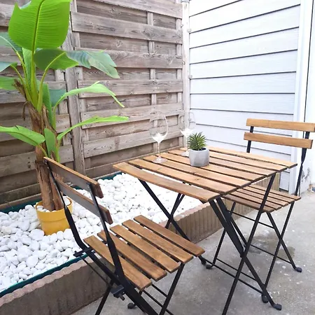 Holiday home Le Cocon Cache *